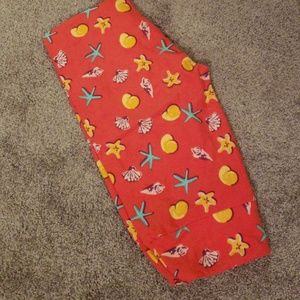 Lularoe OS Leggings Seashell Design